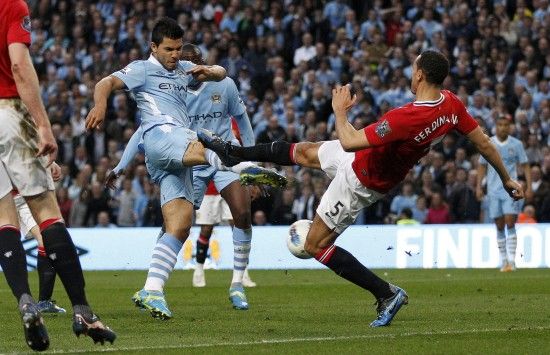 双持球但低 双持球但低